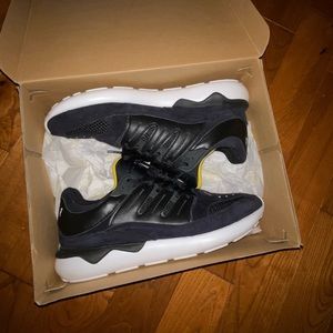 Adidas Tubular 93